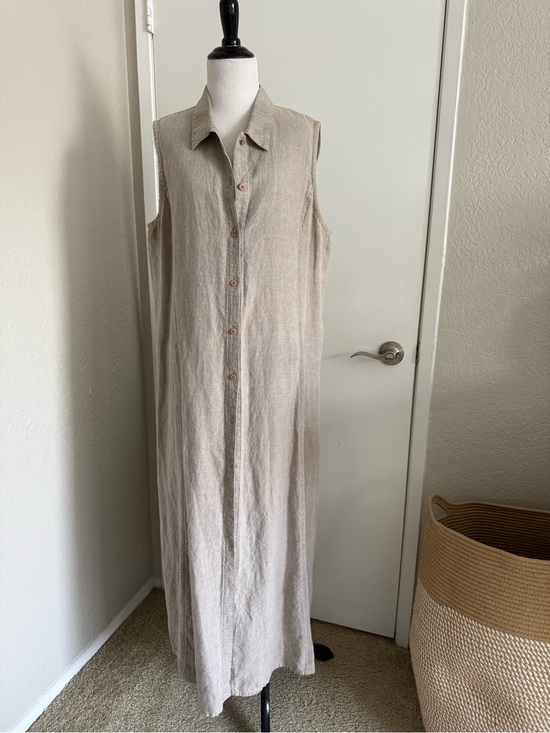 Eileen Fisher Dresses & Skirts - Size L Eileen Fisher Sleeveless Button-Down Linen Maxi Dress